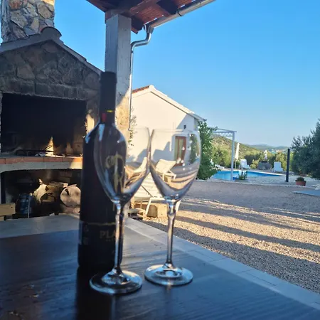 4 Fortresses シベニク