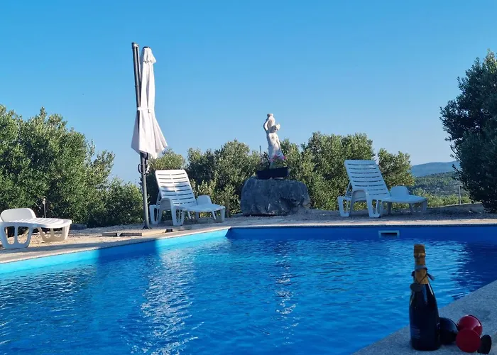 4 Fortresses Vikendica *